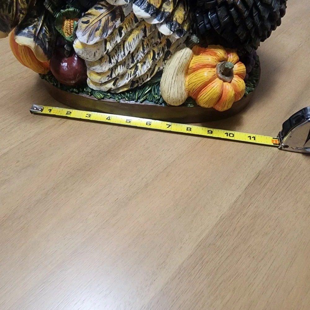 Design Toscana Tom The Turkey Resin Statue 15.5  Large Scale Fall Decor